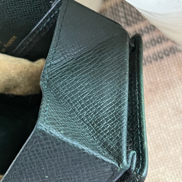 Vintage Louis Vuitton Taiga Porte Mannaie Boite Leather Coin Purse Wallet - Picture 10 of 16